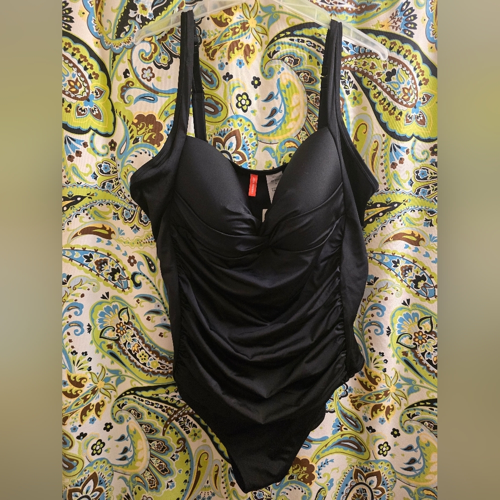 Black One-Piece Swimsuit with Sweetheart Twist Neckline